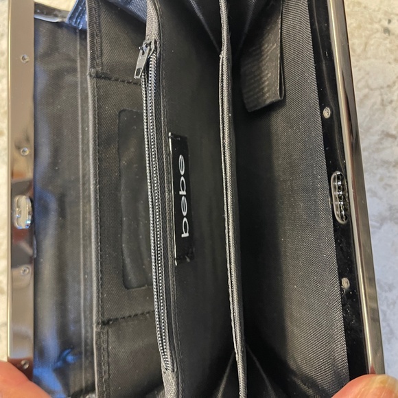 Bebe Black & White Clutch - Picture 5 of 9